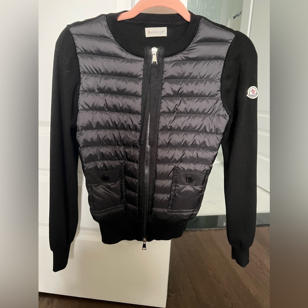 Moncler Womens Black Quilted Zip Up Cardigan Small